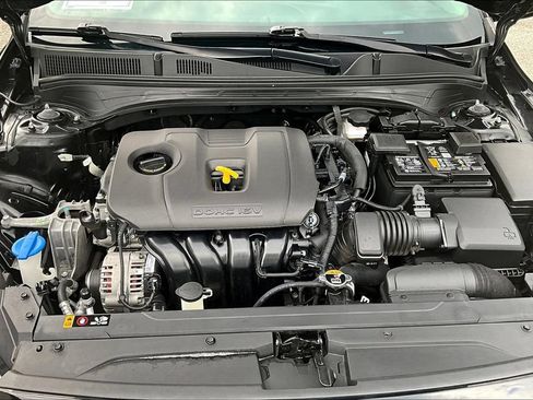 Used 2024 Kia Forte LXS FWD image 27