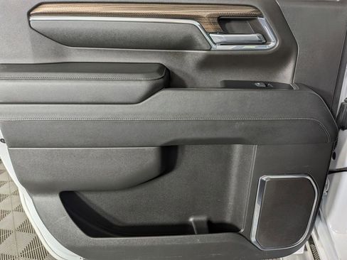 Certified 2024 Chevrolet Silverado 2500 LT image 32