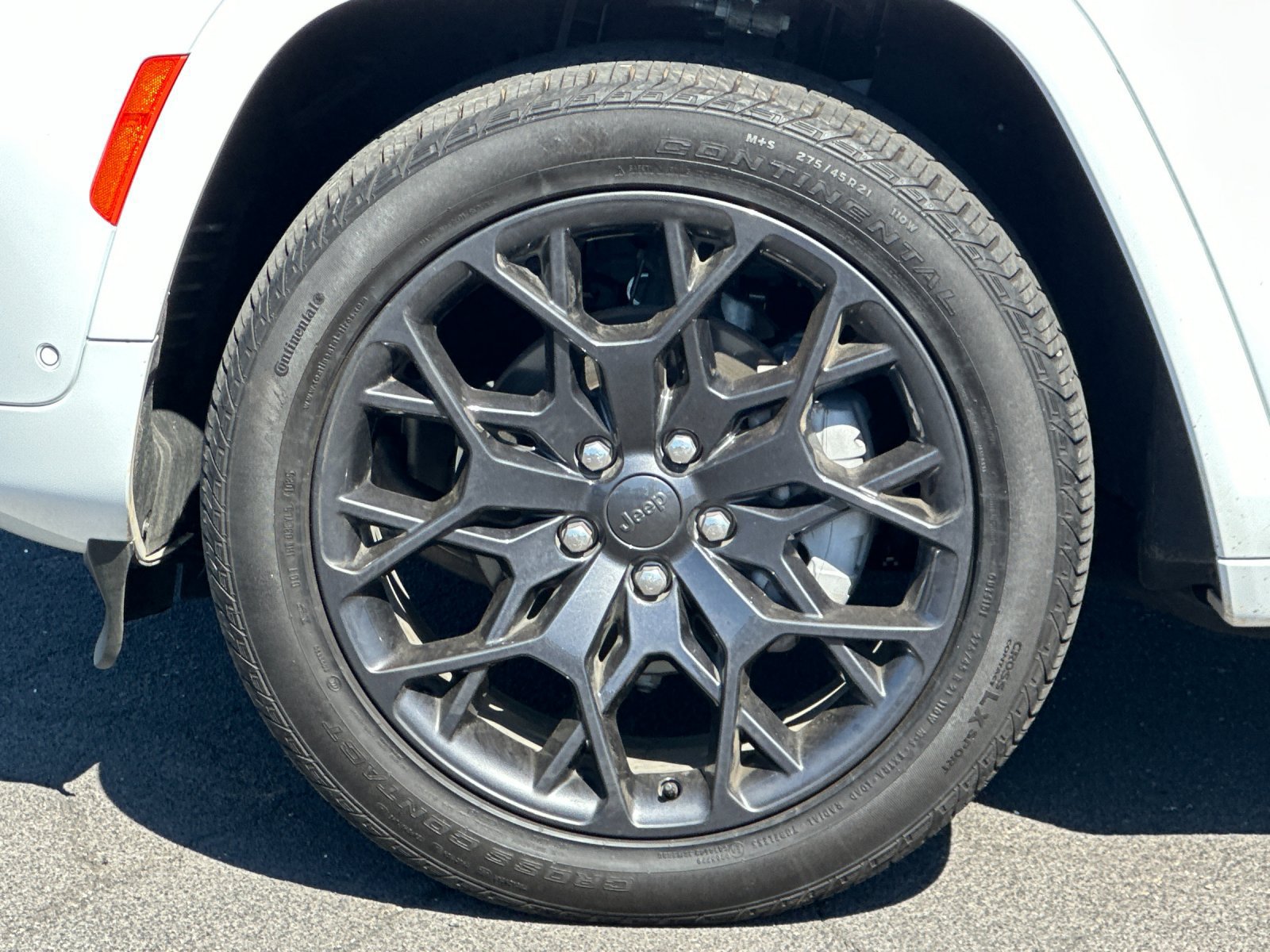 Used 2025 Jeep Grand Cherokee Summit AWD/4WD image 37