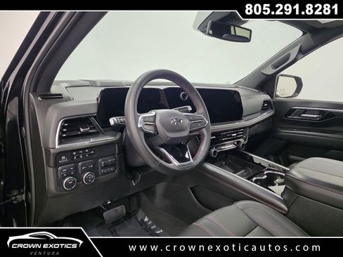 Used 2025 Chevrolet Suburban RST w/ Sun And Tow Package image 25