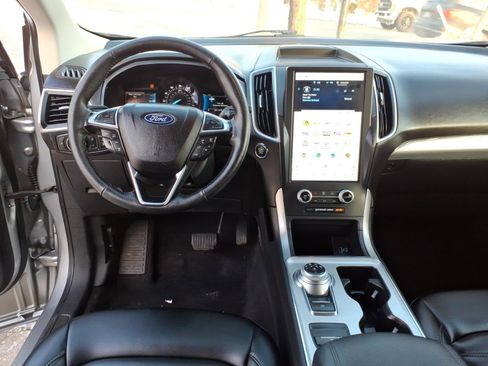 Used 2022 Ford Edge SEL w/ Convenience Package image 5