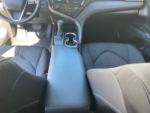 Used 2024 Toyota Camry LE w/ Convenience Package FWD image 11