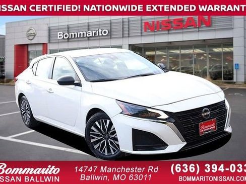 Certified 2025 Nissan Altima 2.5 SV FWD image 1