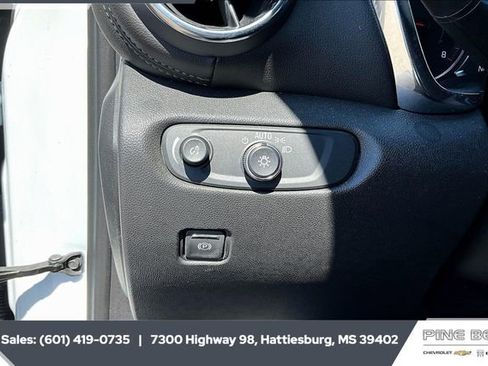 Used 2022 Chevrolet Blazer LT image 23