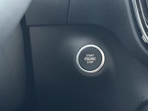 Used 2026 Volvo XC40 B5 Ultra w/ Protection Package Premier AWD/4WD image 22