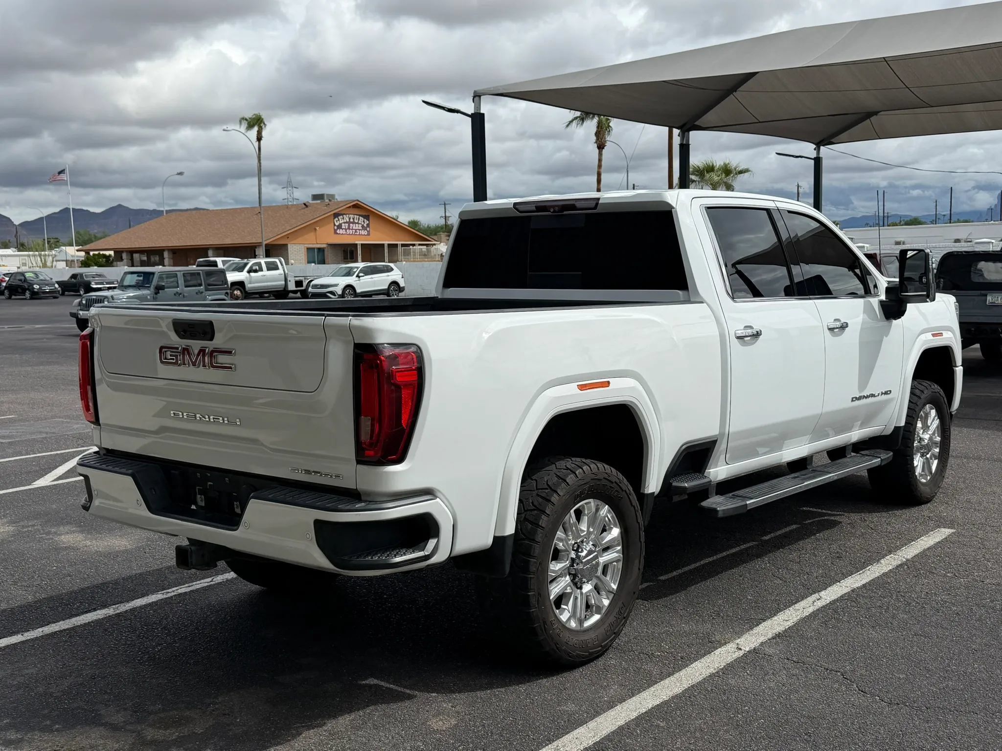 Used 2020 GMC Sierra 2500 Denali w/ Denali Ultimate Package AWD/4WD image 11