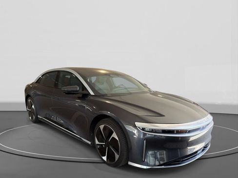 Used 2023 Lucid Air Touring AWD/4WD image 2