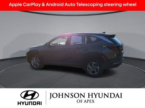Certified 2022 Hyundai Tucson SE image 5
