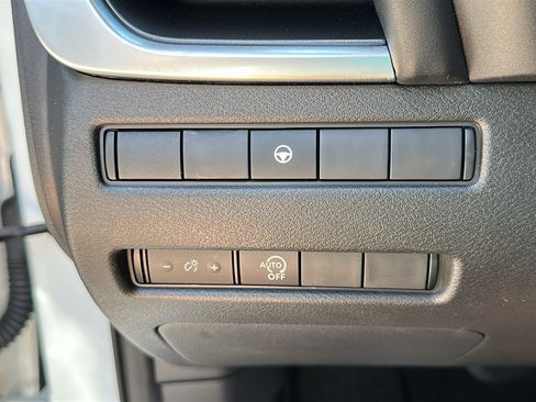 Certified 2023 Nissan Rogue SV AWD/4WD image 13