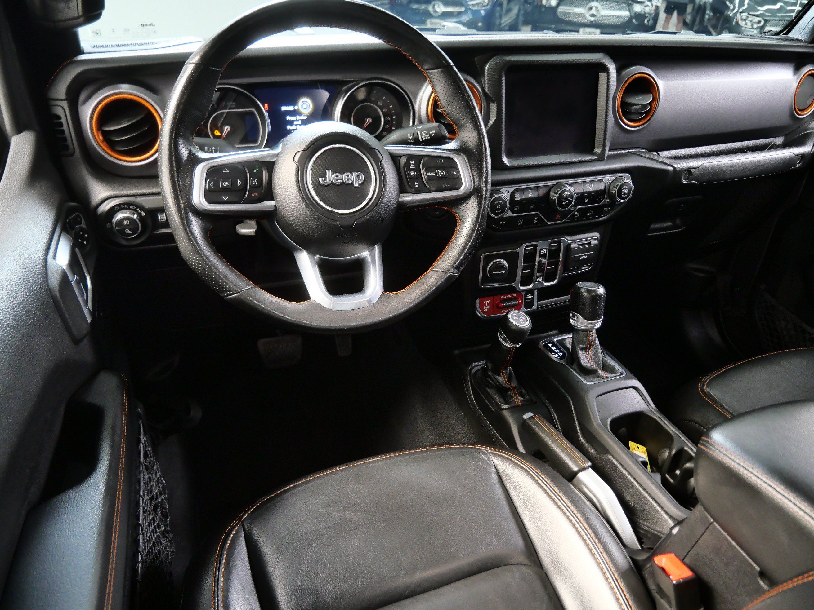 Used 2021 Jeep Gladiator Mojave AWD/4WD image 2