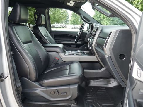 Used 2021 Ford Expedition XLT AWD/4WD image 20