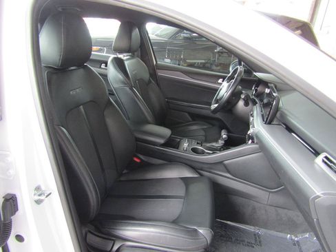 Used 2022 Kia K5 GT-Line AWD/4WD image 11