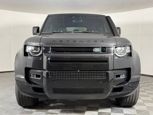 Used 2022 Land Rover Defender 110 X AWD/4WD image 11