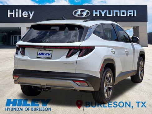 Certified 2025 Hyundai Tucson SEL w/ Tow & Go Package AWD/4WD image 29