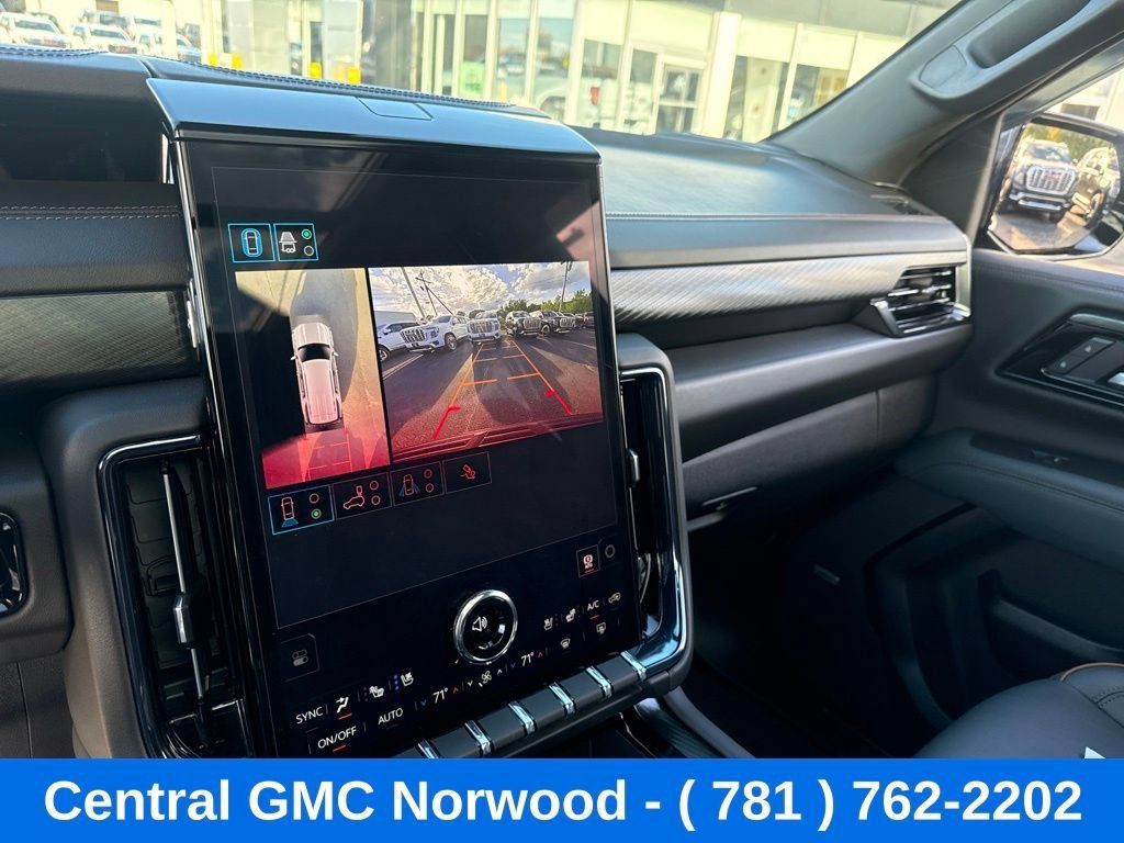 Used 2026 GMC Yukon AT4 AWD/4WD image 18