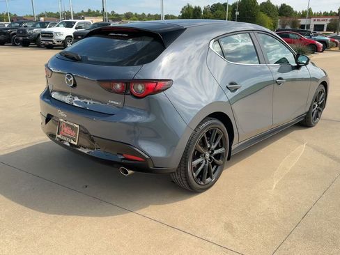 Used 2024 MAZDA MAZDA3 s image 8