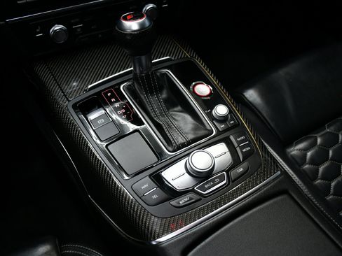 Used 2017 Audi RS 7 Performance image 32