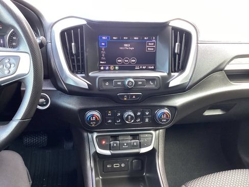 Used 2024 GMC Terrain SLE w/ Driver Convenience Package FWD image 50