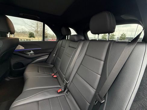 Used 2025 Mercedes-Benz GLE 350 4MATIC image 27