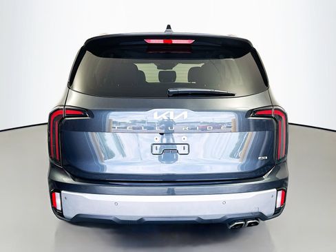 Used 2024 Kia Telluride EX AWD/4WD image 6
