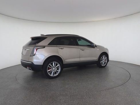 Used 2023 Cadillac XT5 Sportv w/ LPO, Floor Liner Package image 20