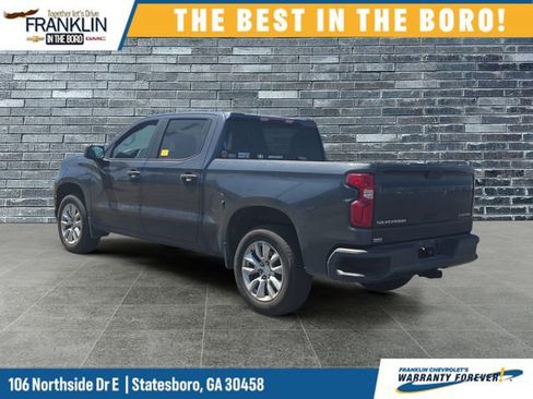 Used 2021 Chevrolet Silverado 1500 Custom image 3