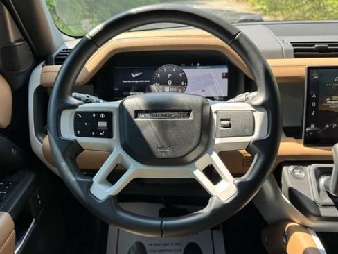 Used 2025 Land Rover Defender 110 S AWD/4WD image 22