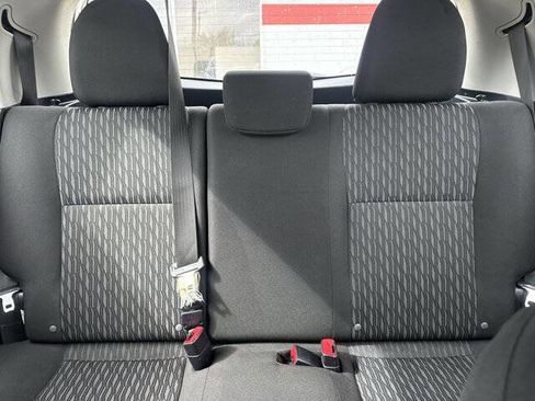 Used 2014 Toyota Yaris LE FWD image 14