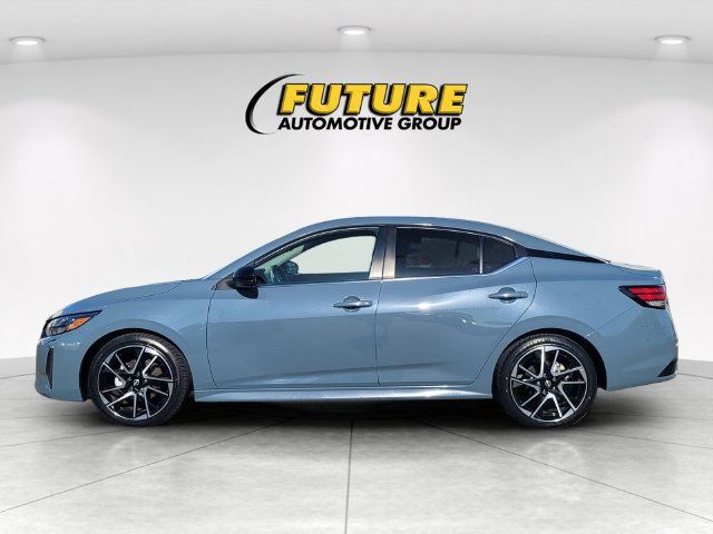 Used 2024 Nissan Sentra SR FWD image 6