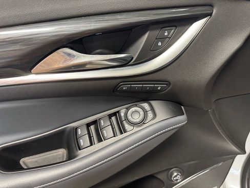 Used 2023 Buick Enclave Premium w/ Experience Buick Package image 18