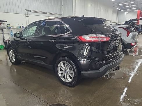Certified 2021 Ford Edge Titanium w/ Canadian Touring Package AWD/4WD image 4