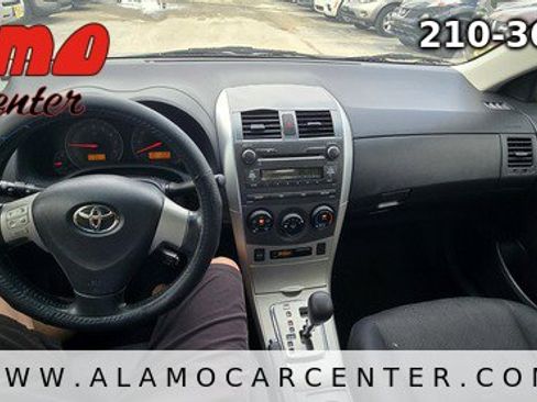 Used 2010 Toyota Corolla S image 38