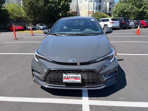 New 2026 Toyota Corolla SE FWD image 2