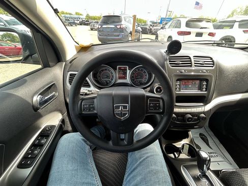 Used 2015 Dodge Journey FWD image 29