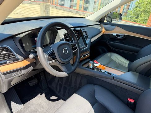 Certified 2023 Volvo XC90 T8 Plus w/ Protection Package Premier AWD/4WD image 8