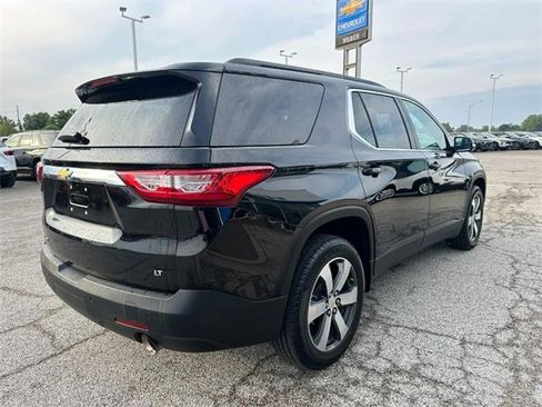 Certified 2019 Chevrolet Traverse LT w/ LT Premium Package image 7