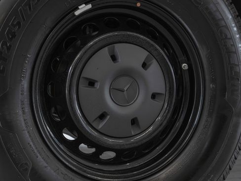 New 2025 Mercedes-Benz Sprinter 2500 image 34