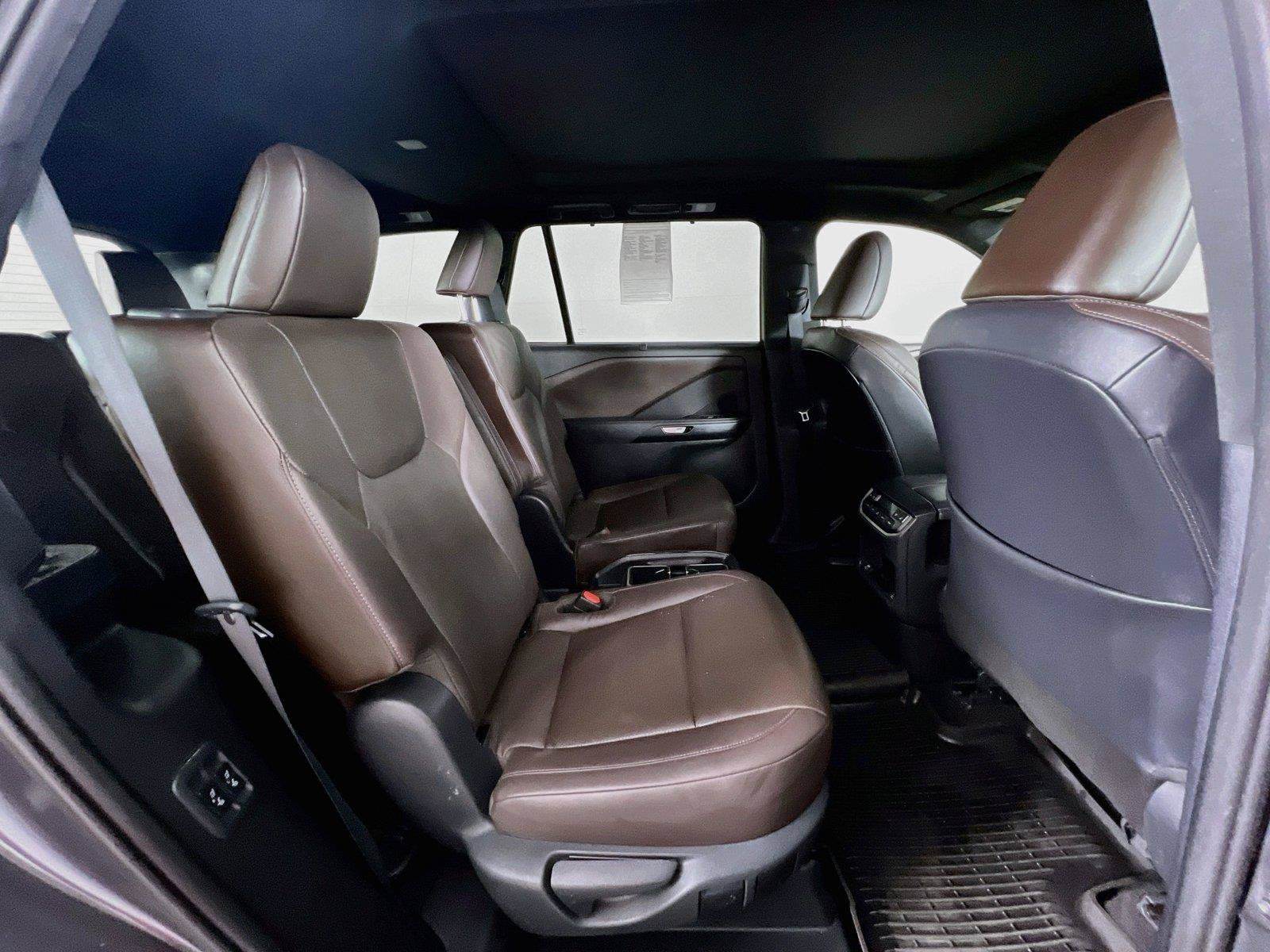 Used 2024 Lexus TX 350 AWD w/ Captains Chair Package image 28
