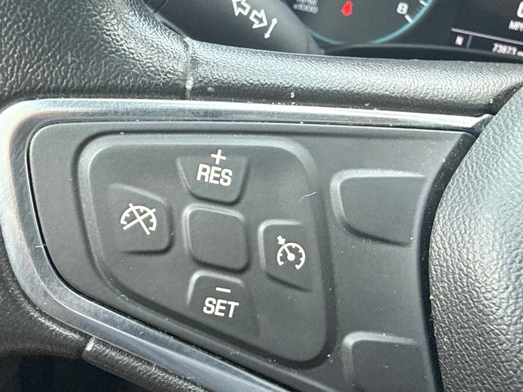 Used 2018 Chevrolet Equinox LT FWD image 20