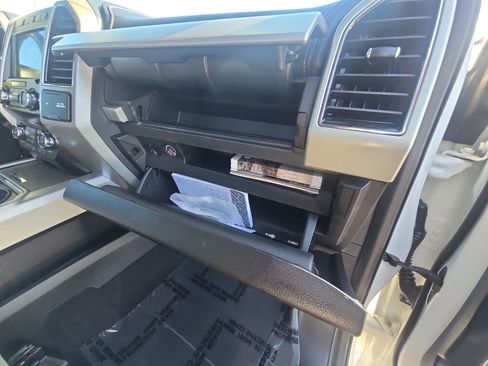 Used 2021 Ford F250 Lariat image 18