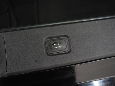 Used 2025 Ford Expedition Platinum AWD/4WD image 14