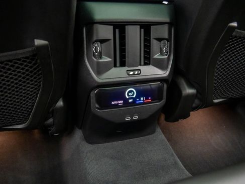 Certified 2025 BMW X3 xDrive30i w/ Premium Package image 19