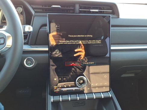 New 2026 GMC Terrain Denali w/ LPO, Black Badging Package image 17