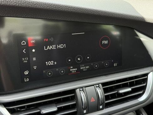 New 2025 Alfa Romeo Giulia w/ Veloce Package Rwd image 17