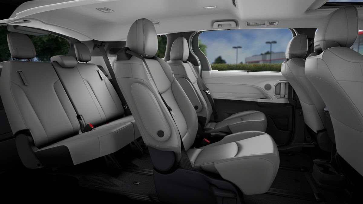 Certified 2026 Toyota Sienna XLE AWD/4WD image 57