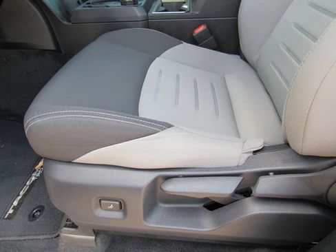 Used 2025 Toyota Tacoma TRD Sport image 21