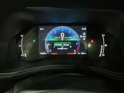 Used 2024 Toyota Grand Highlander AWD image 17