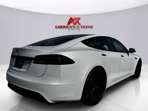 Used 2022 Tesla Model S Plaid image 5