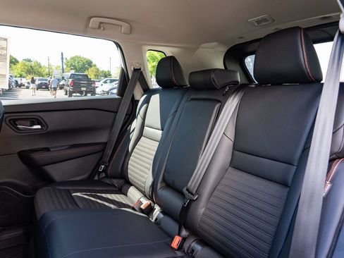 New 2026 Nissan Rogue SV AWD/4WD image 23