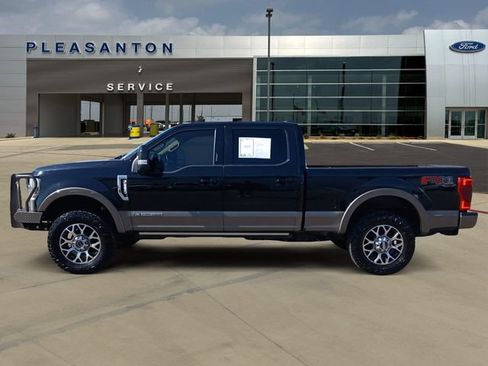 Certified 2022 Ford F250 Lariat w/ Lariat Ultimate Package image 2